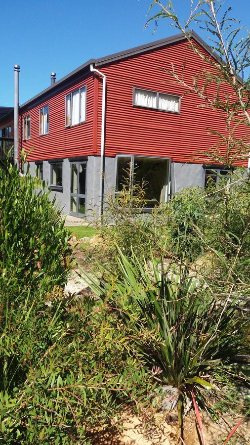 The Red Shed, Anakiwa Hotel Picton Bagian luar foto